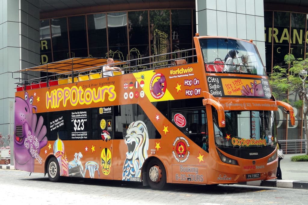 Hippo Tours bus